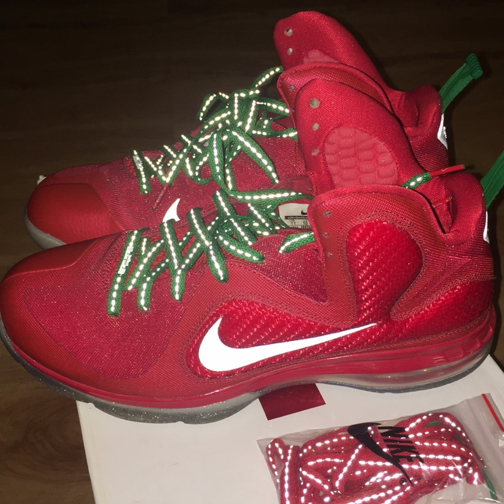 Nike Zoom Lebron 9 Christmas 2011 sz 11